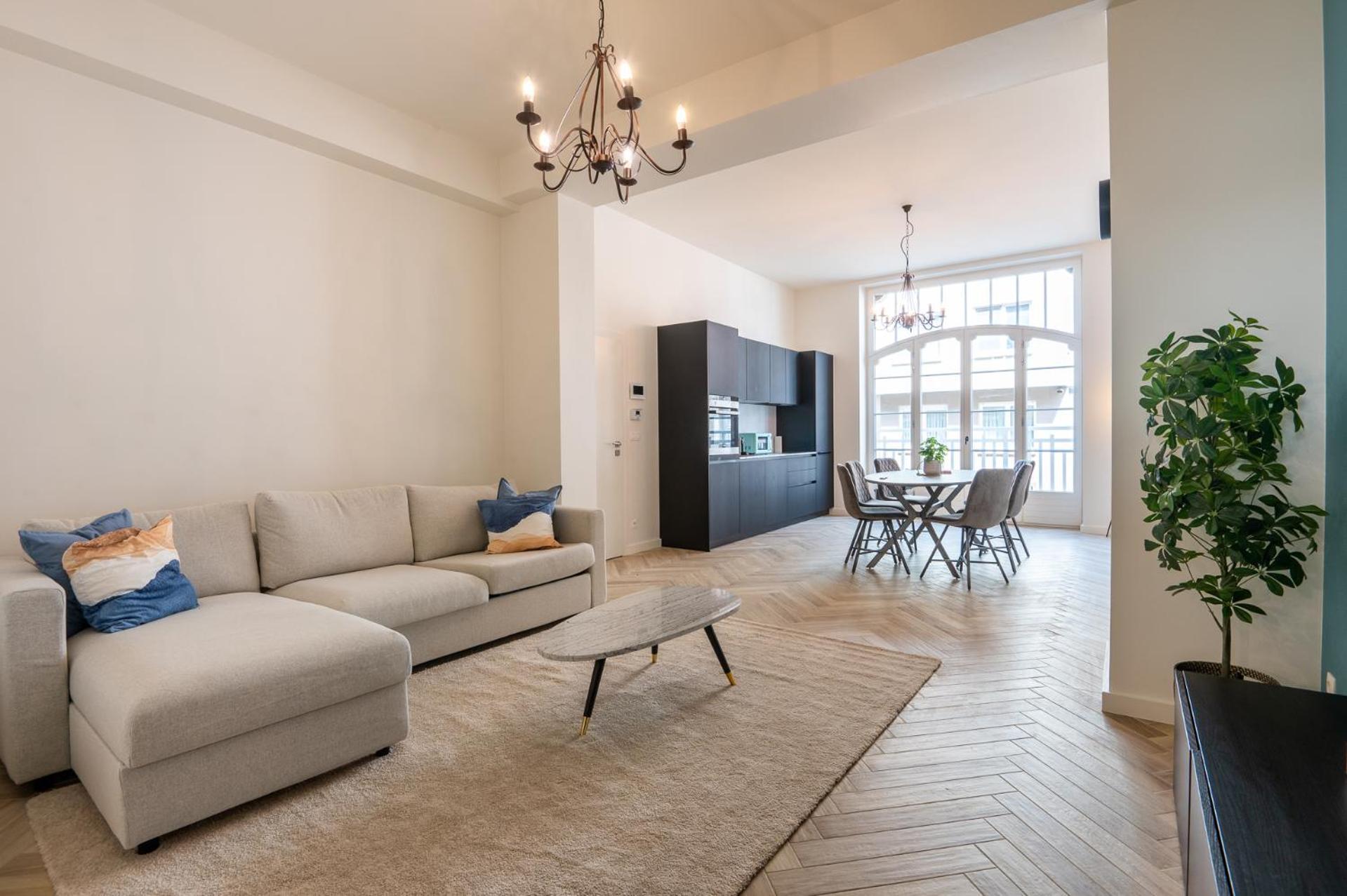 Beautiful Renovated Apartment In An Authentic Building Ostend Exterior photo